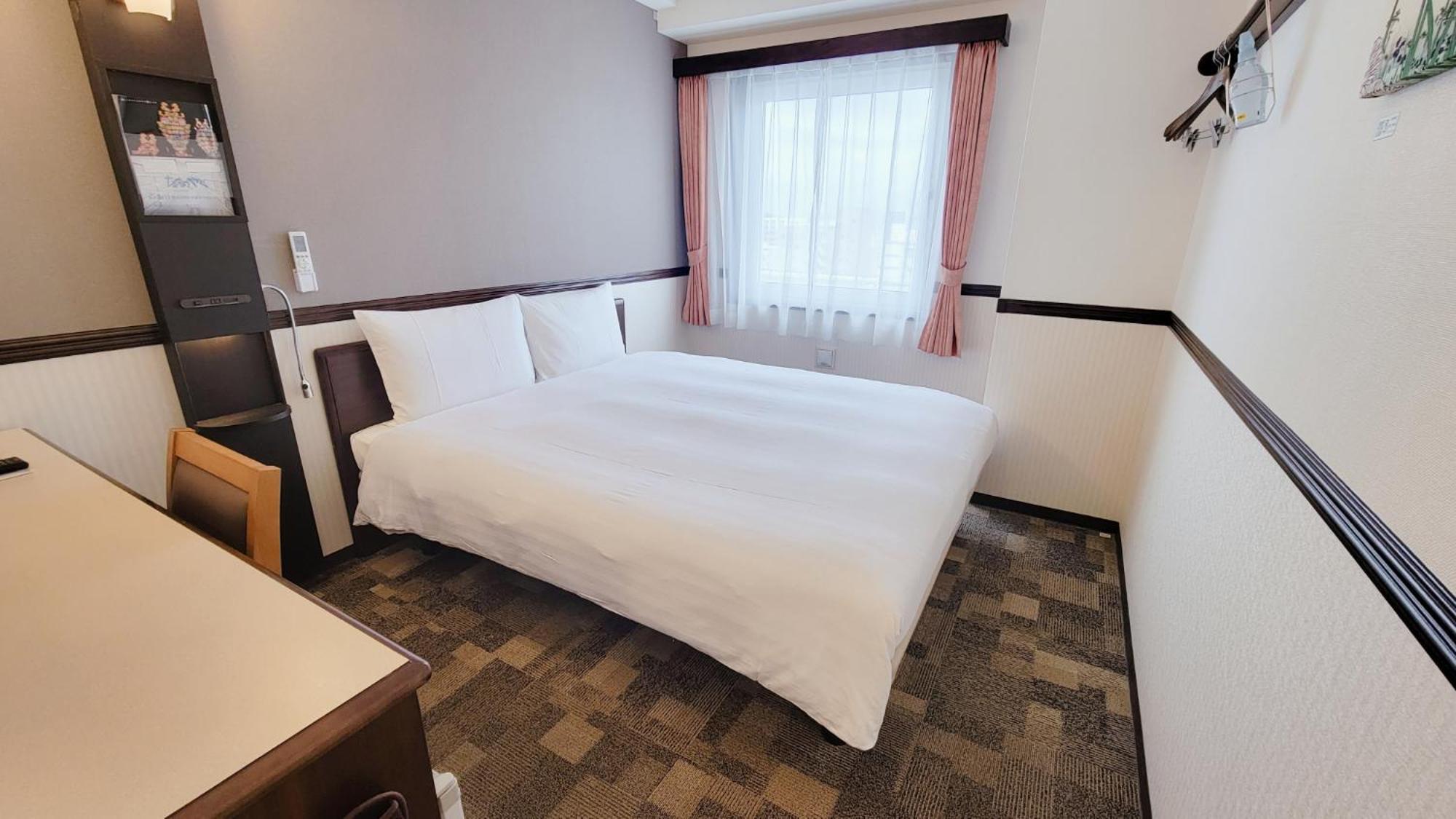 Toyoko Inn Hon-Atsugi-Eki Minami-Guchi Esterno foto